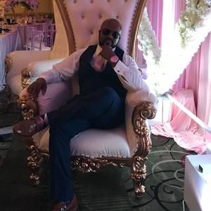 Meet your Posher, Steve